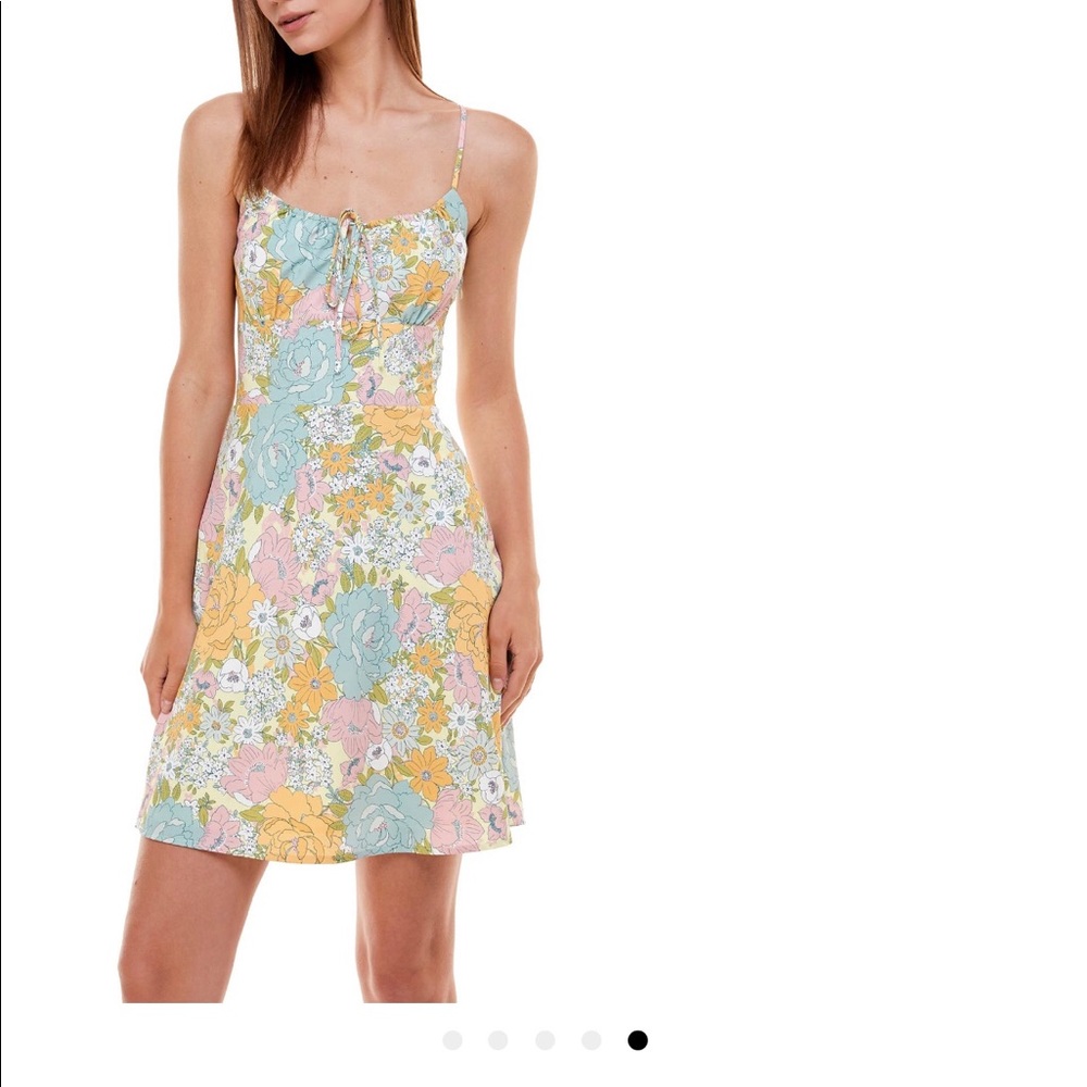 NWT Wayf tie back pastel floral sundress